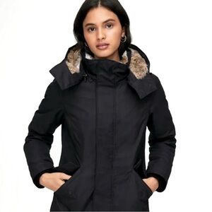 Aritzia Babaton Oskar Parka XS